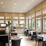 Parkhotel Centrum فندق خنت